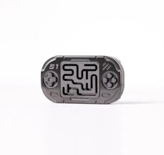 01EDC #9 Shell Mini Maze Game 01EDC