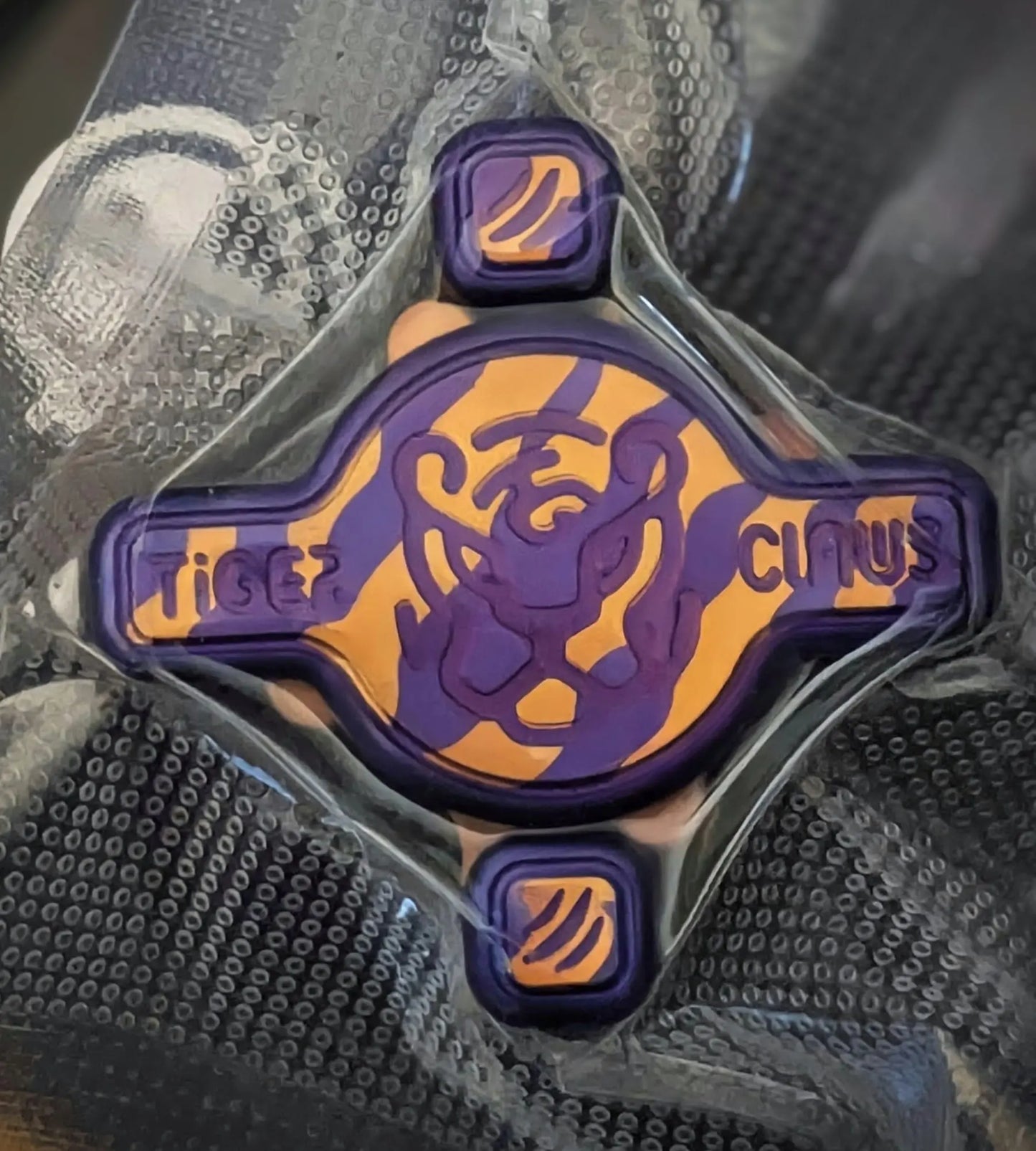 Osseous Point - Cross Bones Tiger Claw Slider Osseous point EDC
