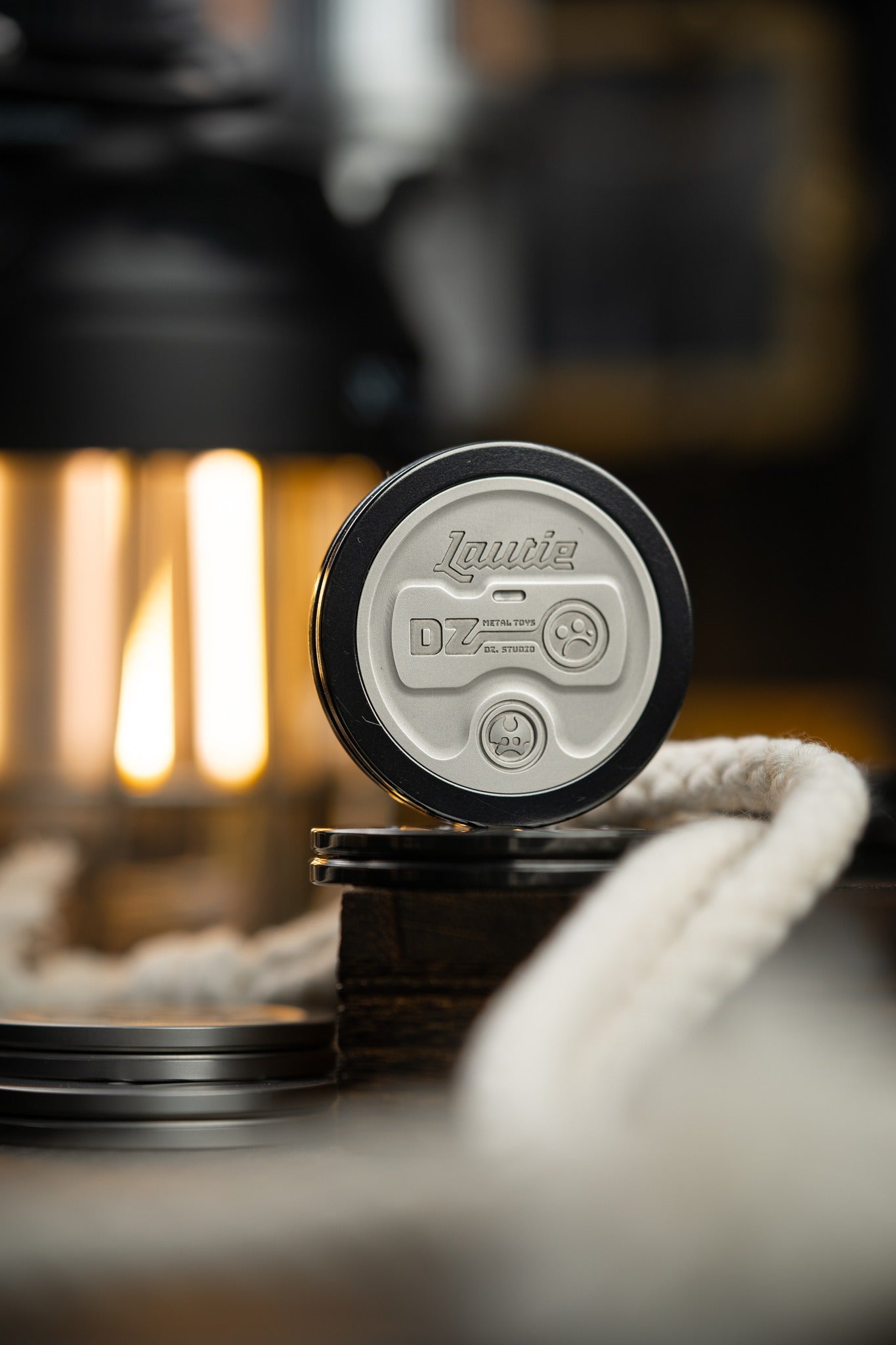 Metal Toys DZ x Lautie - Zirconium Showhand Coin